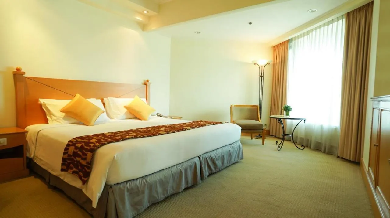 The Heritage Hotel Manila Pasay