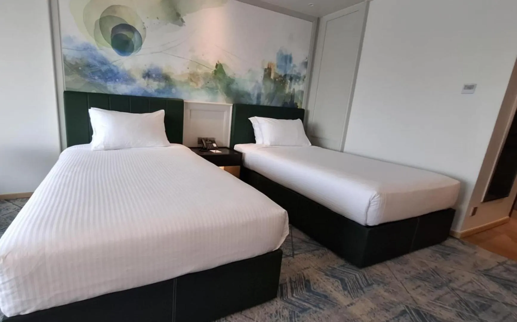 The Heritage Hotel Manila Pasay