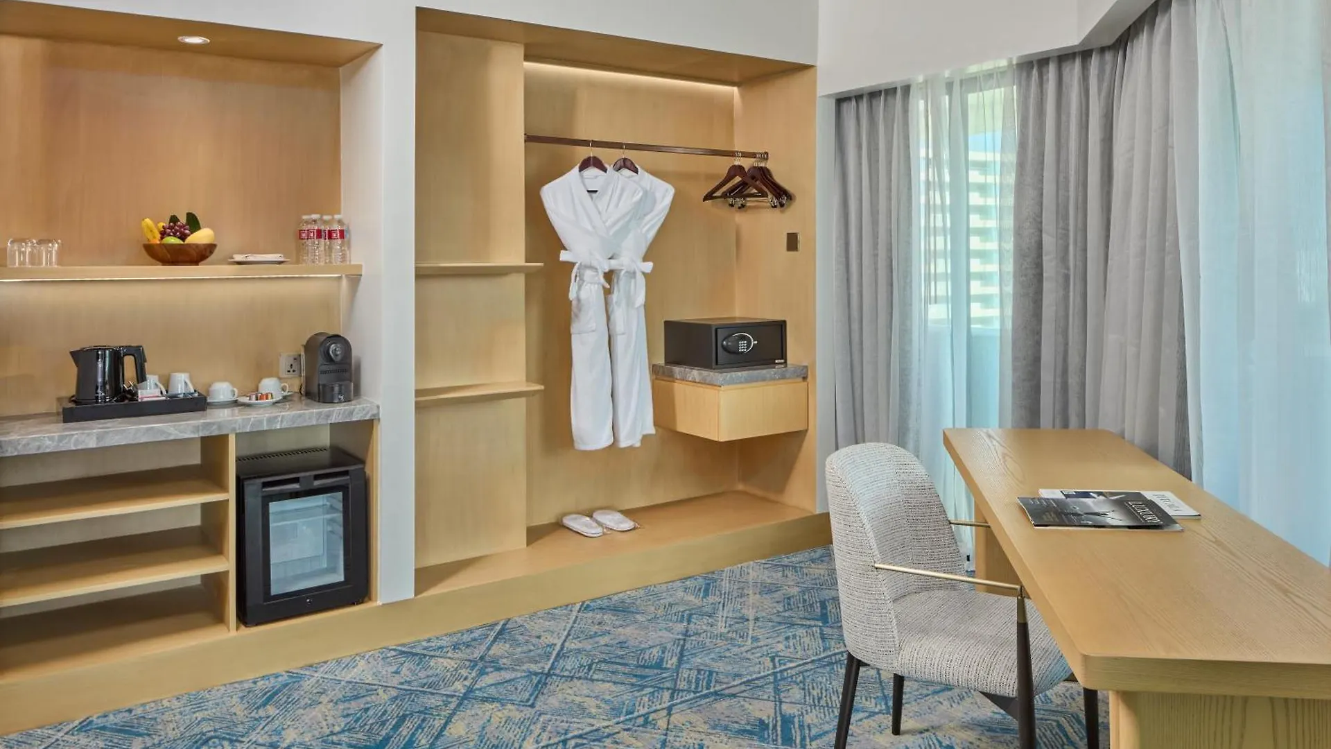 The Heritage Hotel Manila Pasay