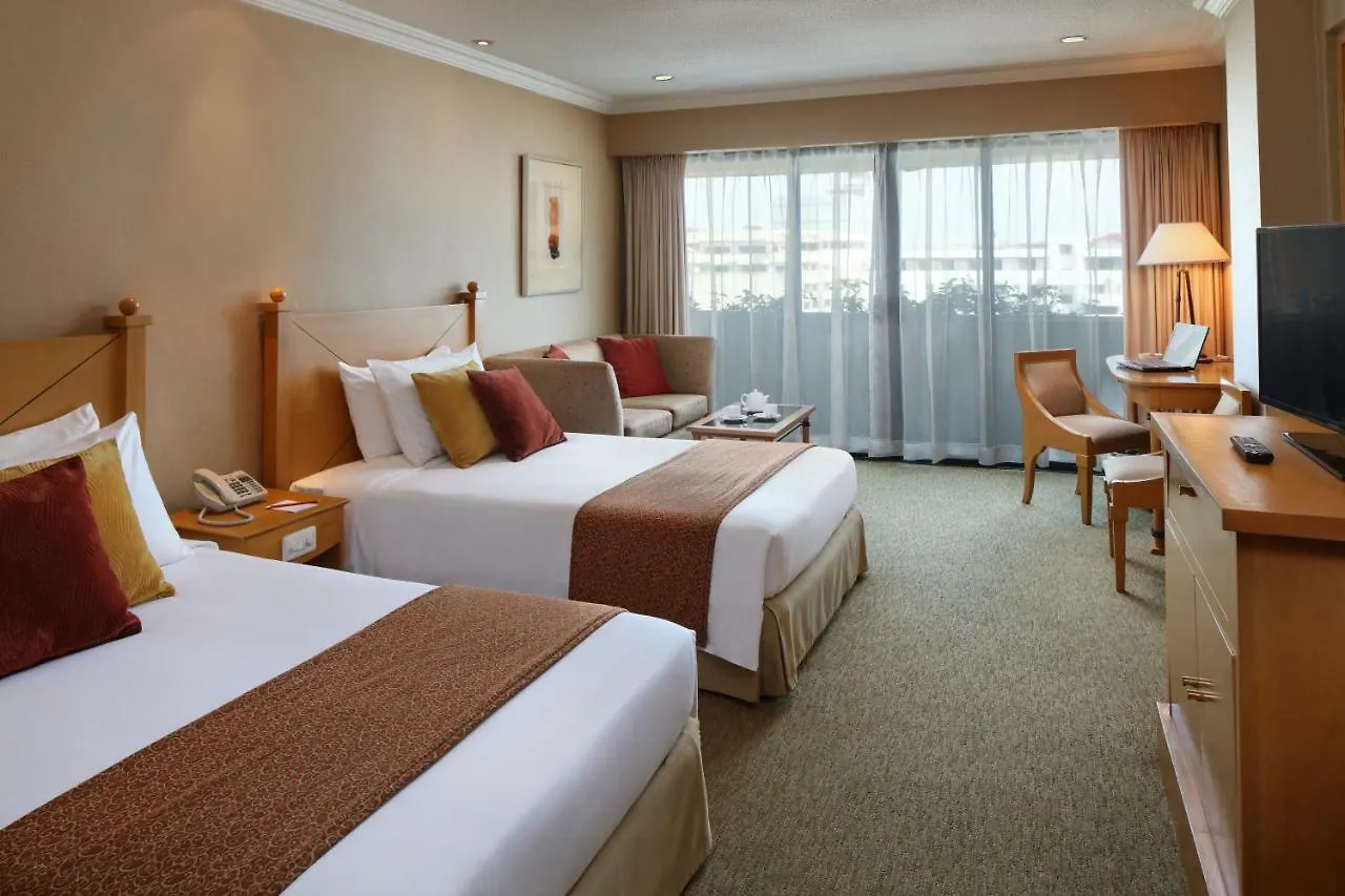 The Heritage Hotel Manila Pasay 4*,